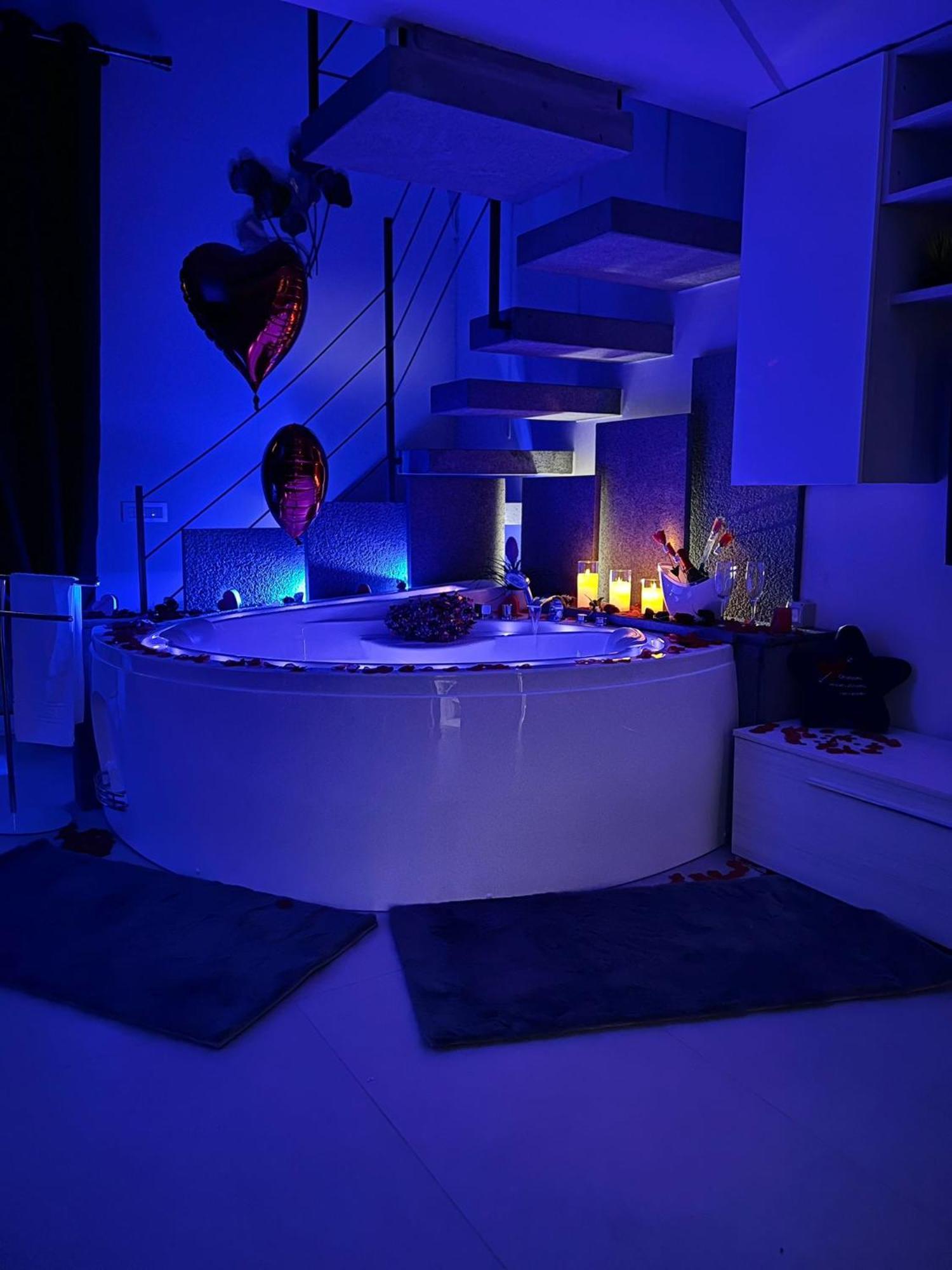 Studio Spa Bath