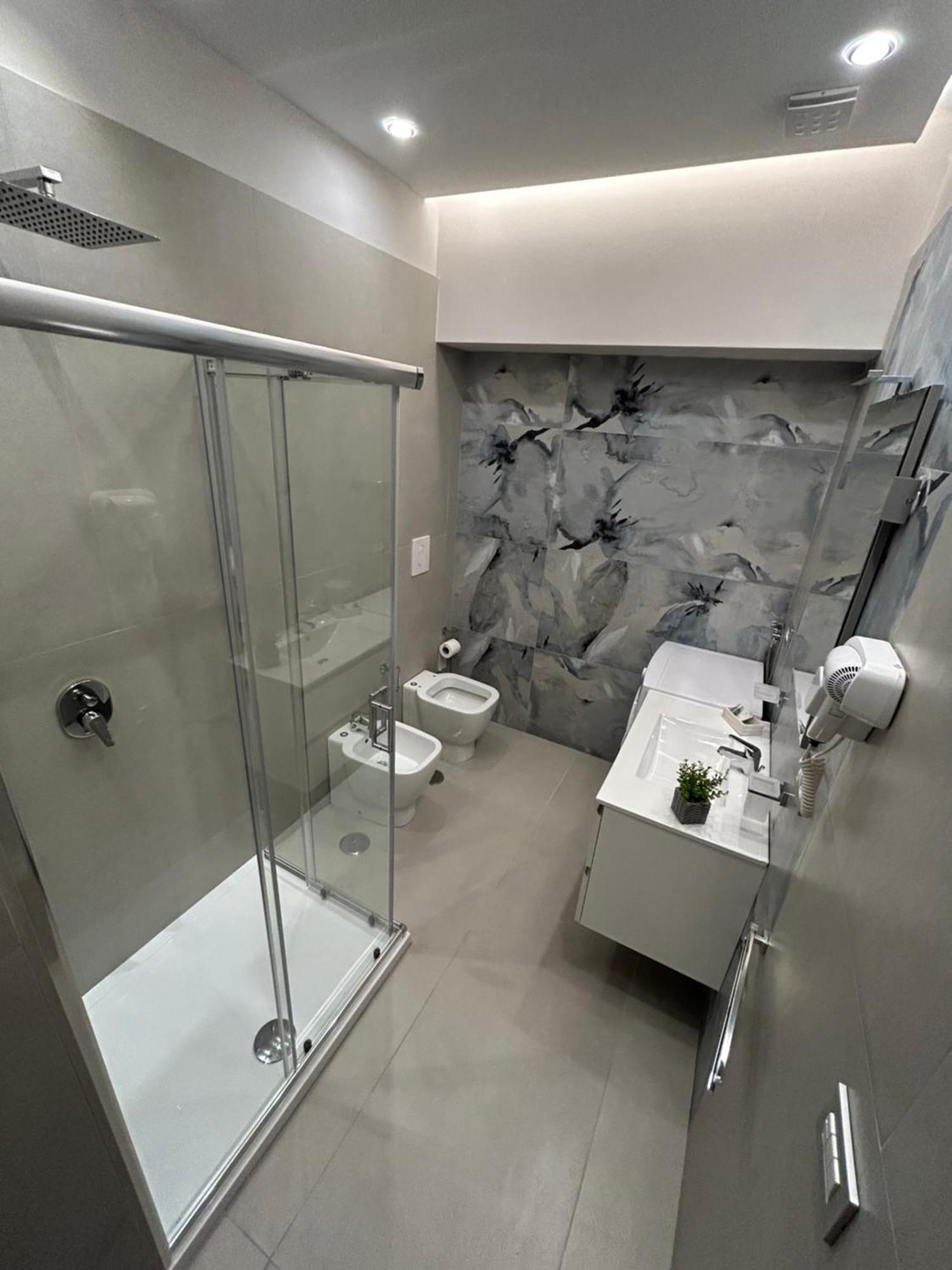 Studio Spa Bath