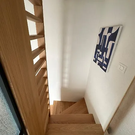 View Room-3